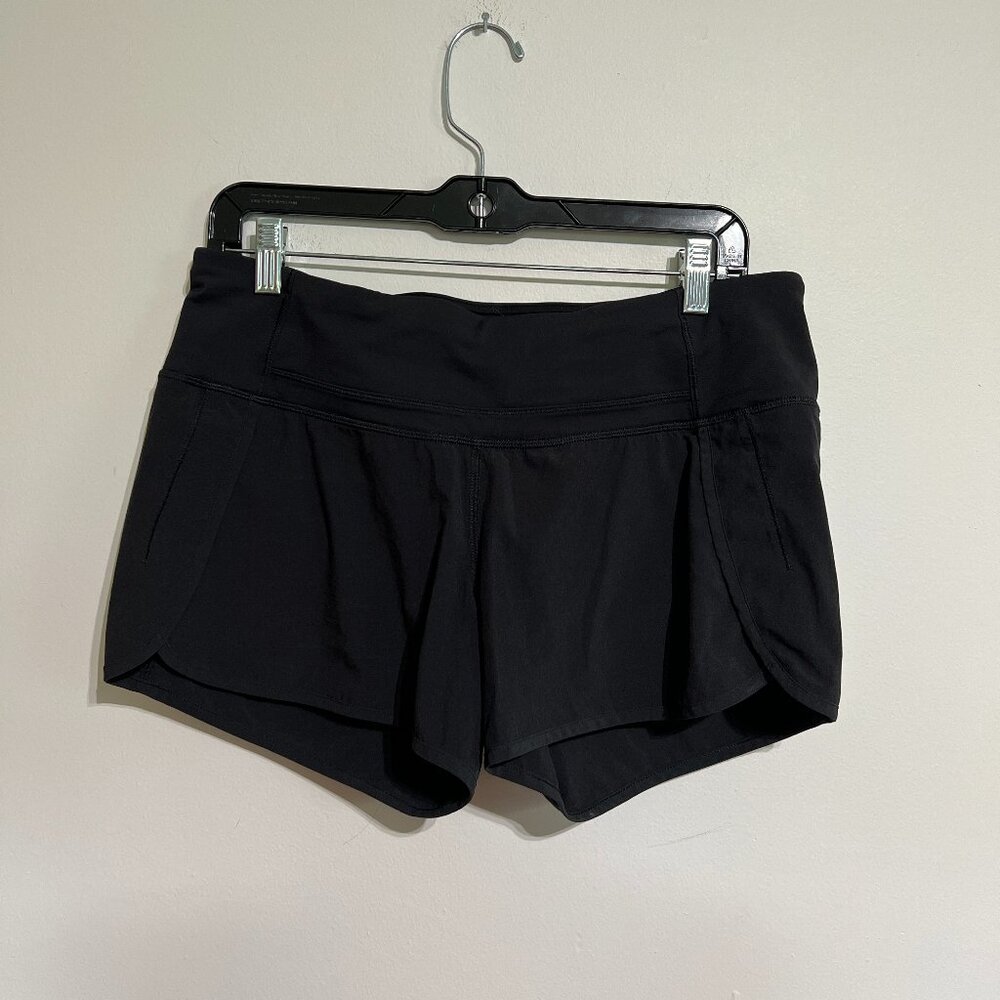 Lululemon Hotty Hot low-rise 2.5" inseam running shorts, size 8